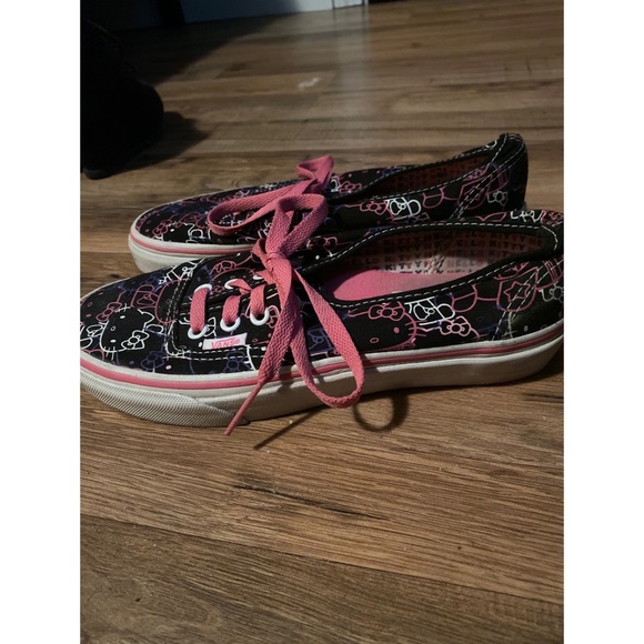 Hello kitty Vans - Picture 2 of 4